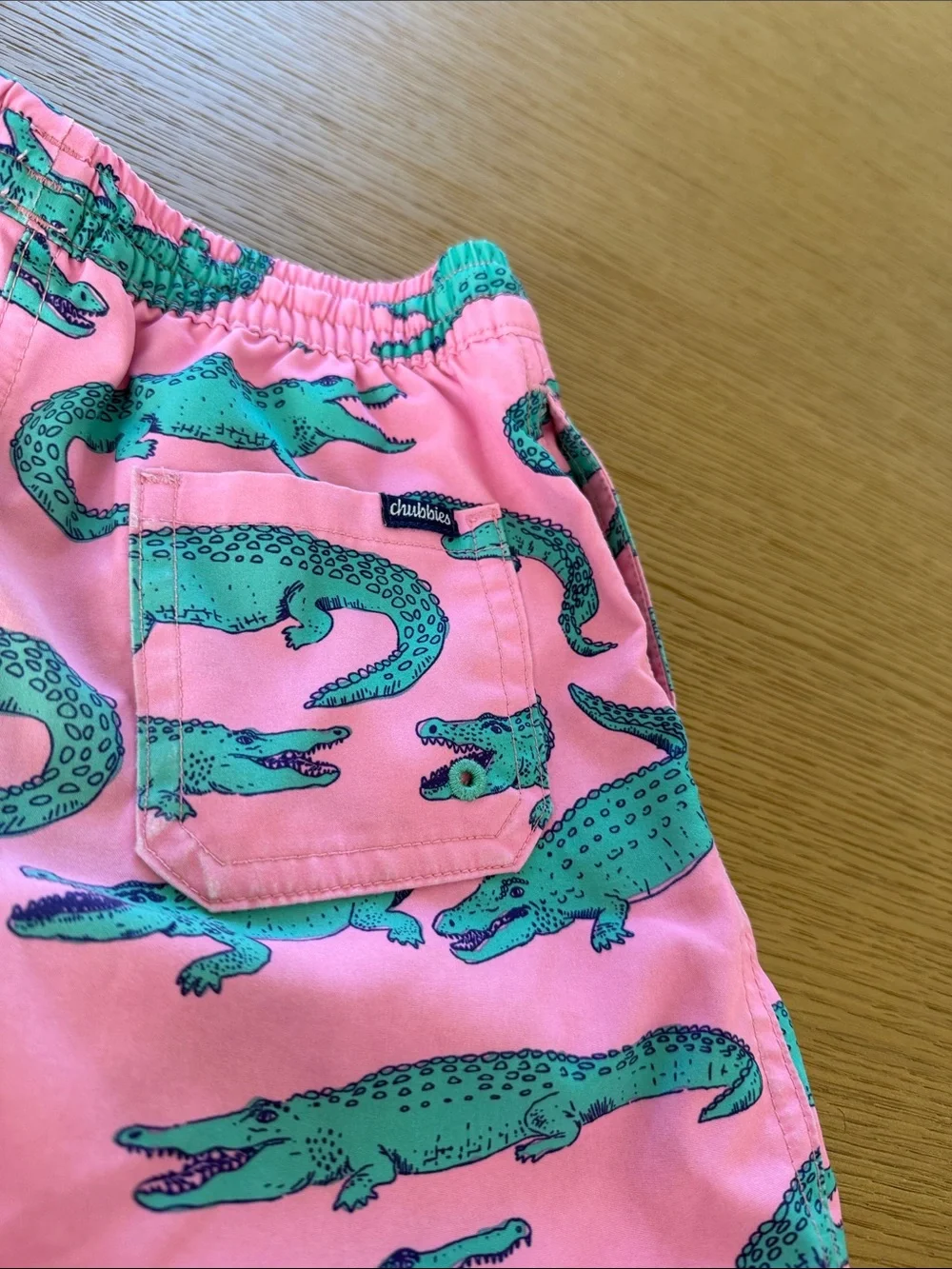 chubbies Pink Swim Trunks with Green Alligator Print, size XS